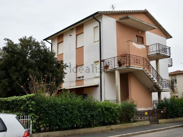 Case e ville in vendita di 250 m² in Via Gorizia