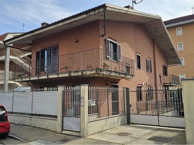 Case e ville in vendita di 250 m² in Via Dante Di Nanni