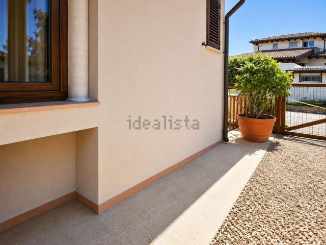 Case e ville in vendita di 250 m² in Via de Gasperi, 15