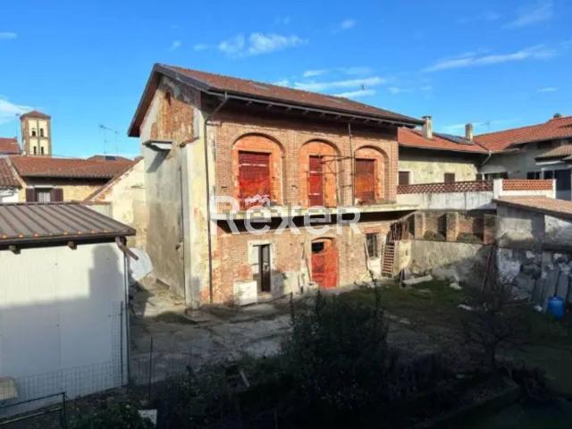 Case e ville in vendita di 250 m² in Via Isnardi