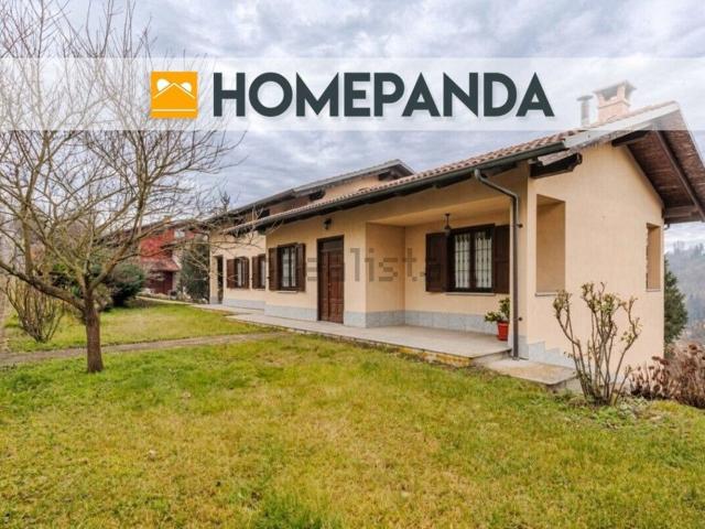 Case e ville in vendita di 250 m² in Via Montalcini, 11