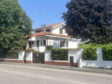 Case e ville in vendita di 250 m² in Via Morona