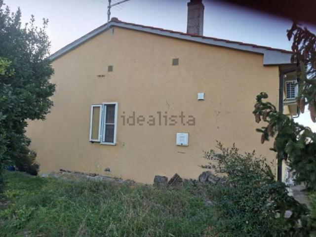 Case e ville in vendita di 250 m² in Via Macerata