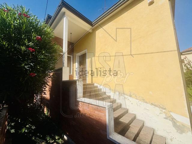 Case e ville in vendita di 250 m² in Via San Massimo