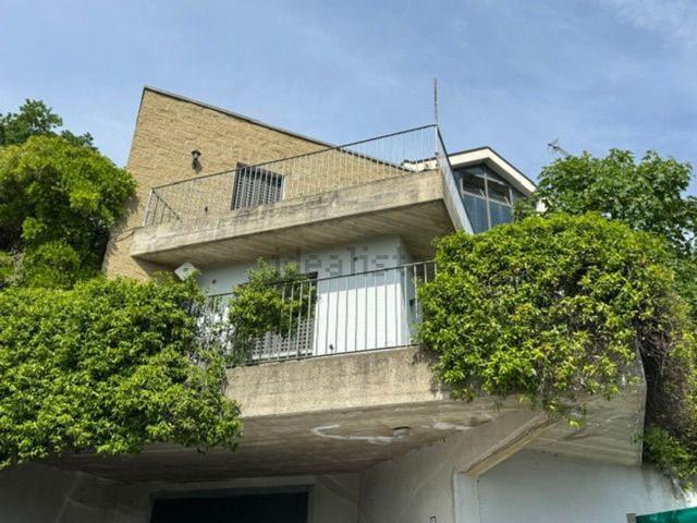 Case e ville in vendita di 250 m² in Via San Lorenzo, 7