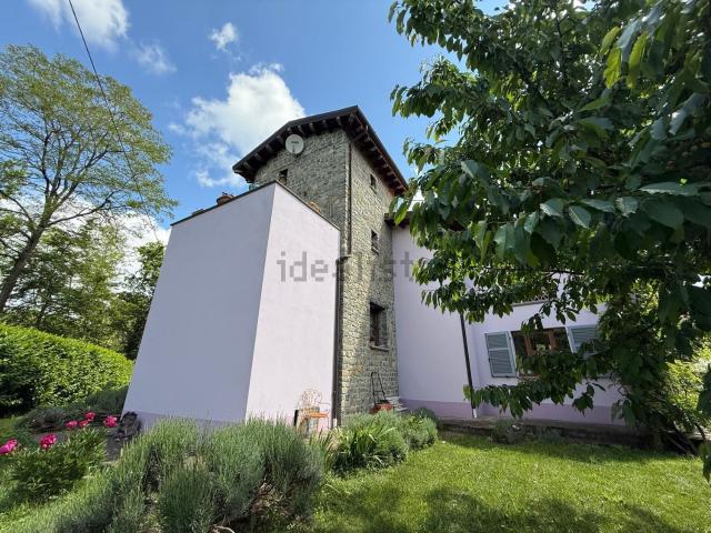 Case e ville in vendita di 250 m² in Via San Rocco