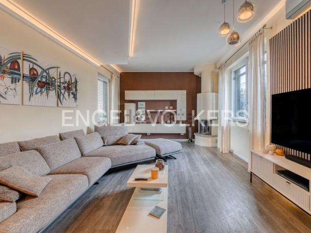 Case e ville in vendita di 250 m² in Via Pietro Gobetti, 38
