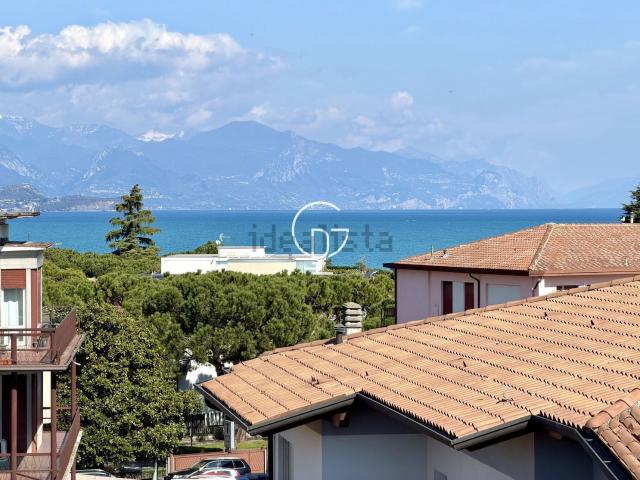 Case e ville in vendita di 250 m² in Via Romanino