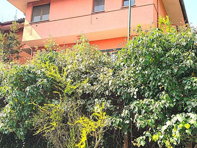 Case e ville in vendita di 250 m² in Viale Europa