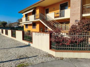 Case e ville in vendita di 250 m² in Viale Roma