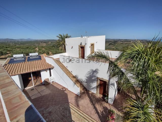 Case e ville in vendita di 250 m² in Contrada carabollace