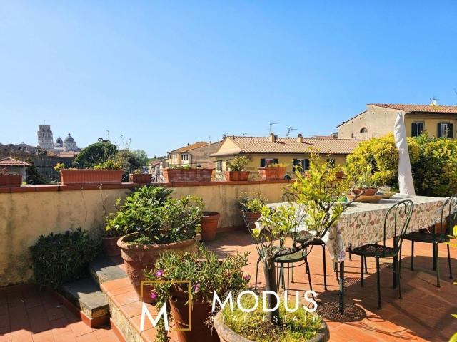 Case e ville in vendita di 250 m² in Largo Parlascio, 2