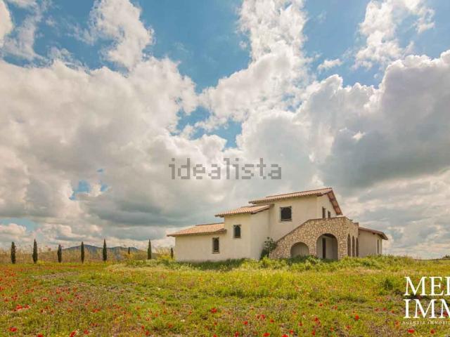 Case e ville in vendita di 250 m² in Località torre crognola