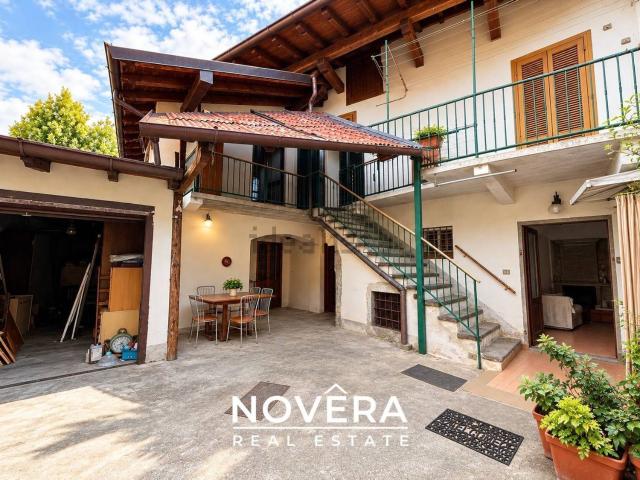 Case e ville in vendita di 250 m² in Piazza San Sebastiano, 6