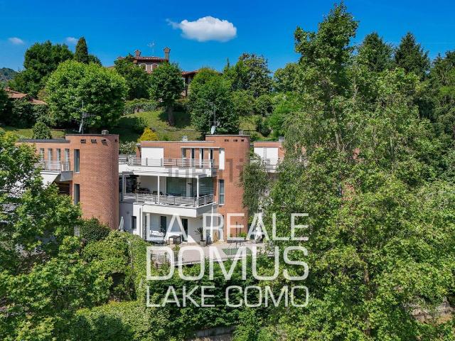 Case e ville in vendita di 250 m² in Salita dei Cappuccini, 25