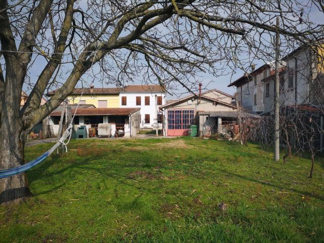 Case e ville in vendita di 250 m² in Strada Gorgo