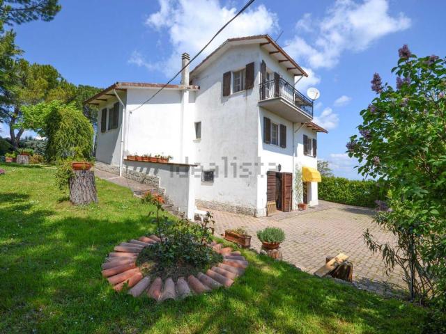 Case e ville in vendita di 250 m² in Strada Provinciale 21