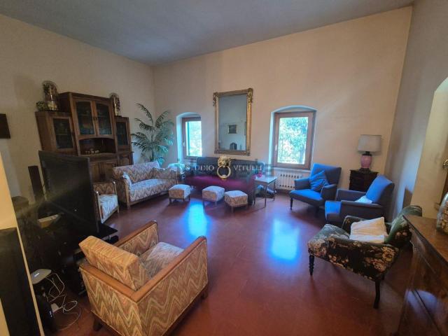 Case e ville in vendita di 250 m² in Strada Terzo Scambio, 12