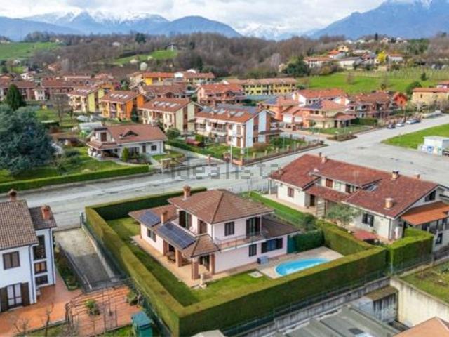 Case e ville in vendita di 252 m² in Strada Brandin, 8