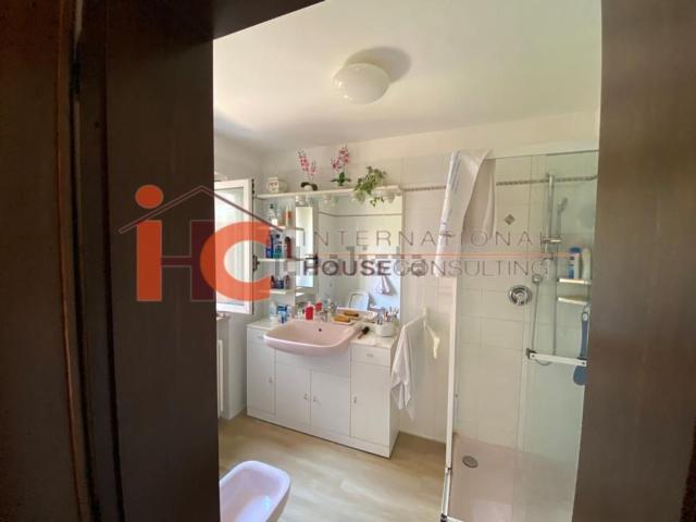 Case e ville in vendita di 253 m²