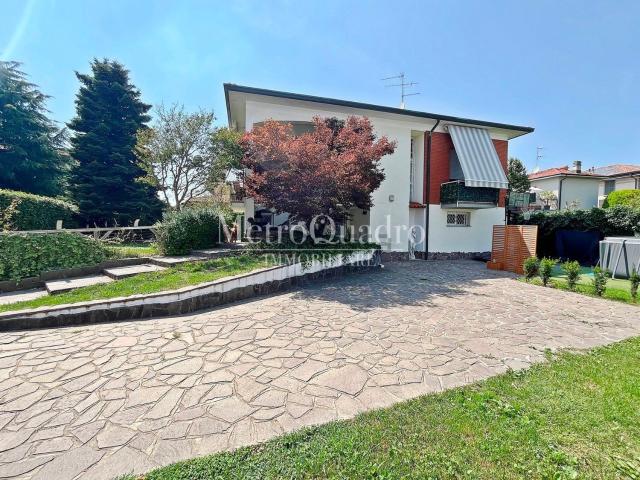 Case e ville in vendita di 253 m² in Vicolo Stretto