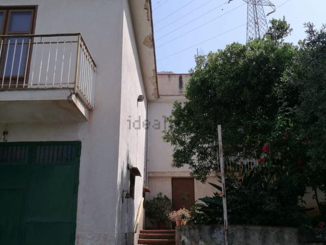 Case e ville in vendita di 253 m² in Contrada patteri