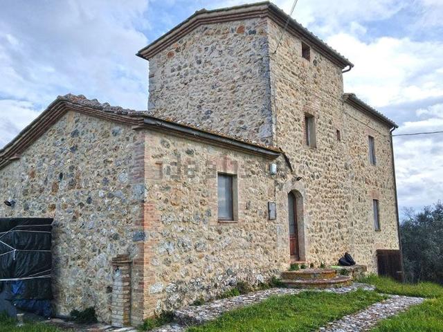 Case e ville in vendita di 253 m² in Strada di Santa Colomba