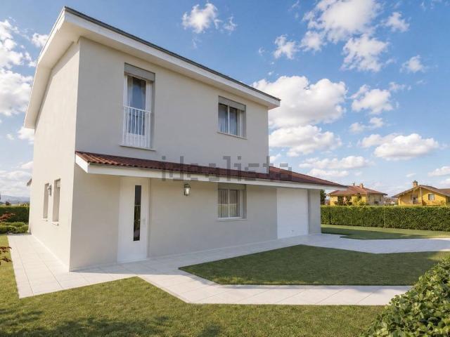 Case e ville in vendita di 254 m² in Via Papa Giovanni Paolo II