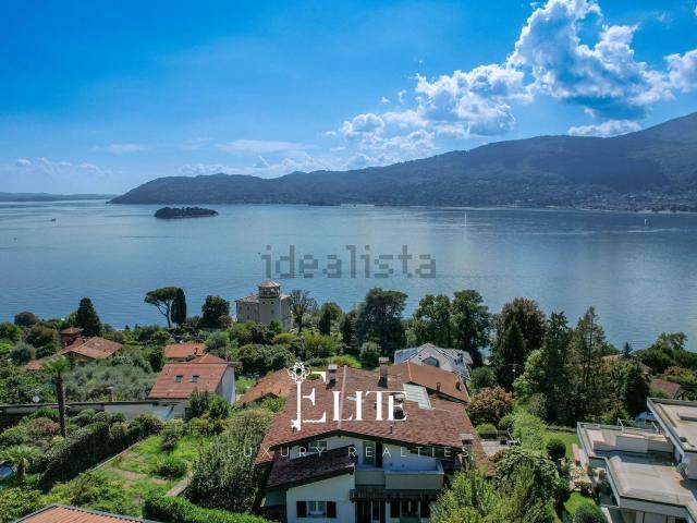 Case e ville in vendita di 254 m² in Via Venti Settembre, 43