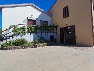 Case e ville in vendita di 255 m²
