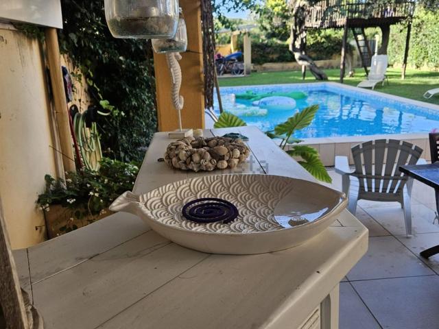 Case e ville in vendita di 255 m² in Via Gabicce a Mare