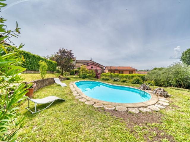 Case e ville in vendita di 255 m² in Via San Giacinto, 15
