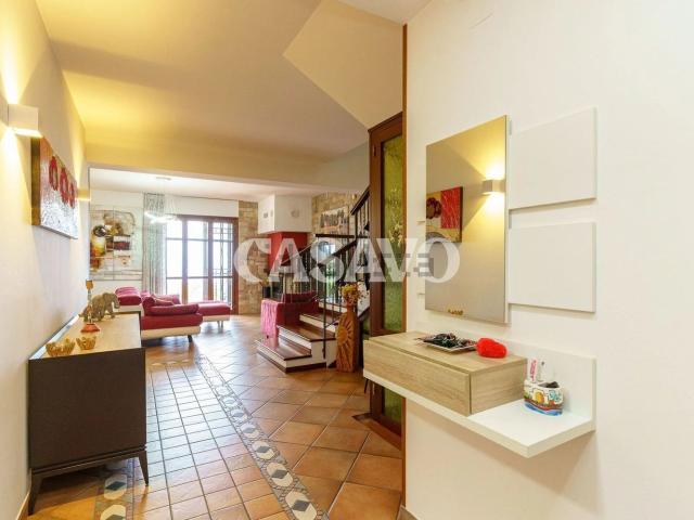 Case e ville in vendita di 255 m² in Via San Giuseppe, 82