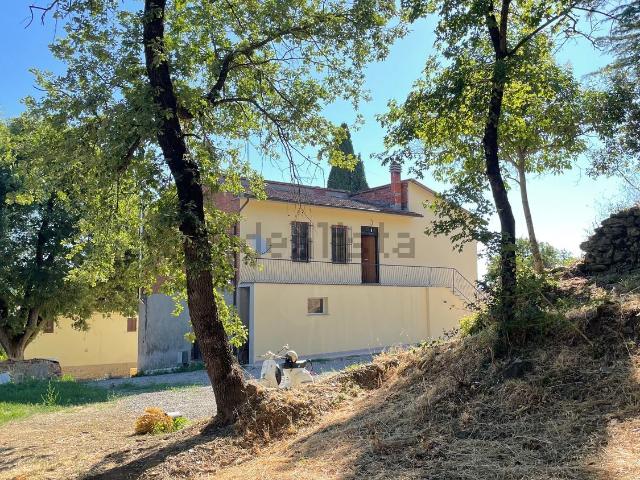Case e ville in vendita di 255 m² in Località Verniana