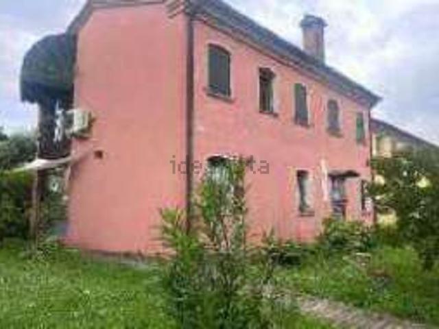 Case e ville in vendita di 256 m² in Via Penghe