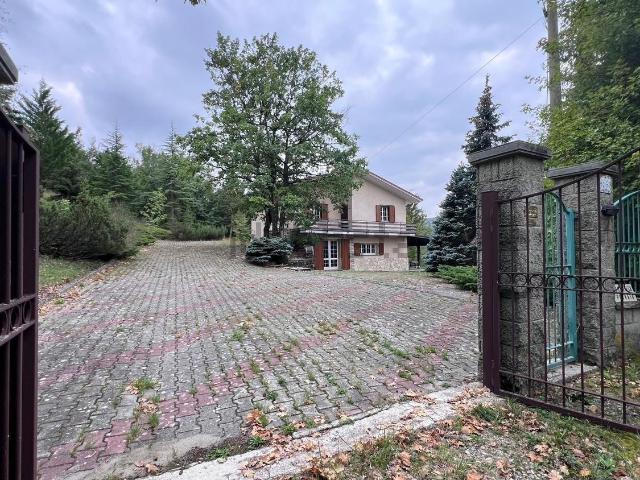 Case e ville in vendita di 257 m² in Località Prato Barbieri