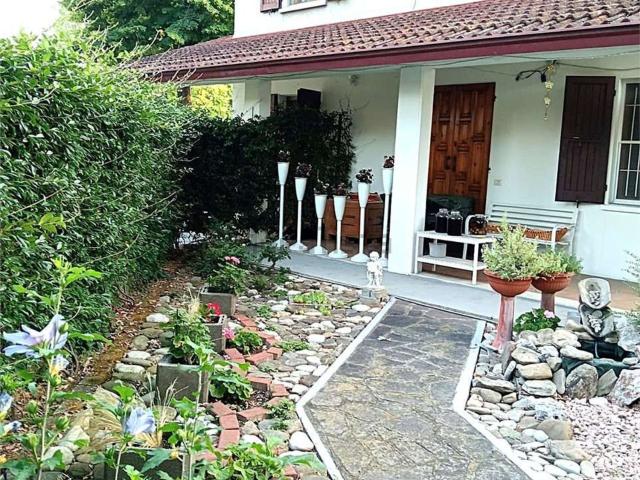 Case e ville in vendita di 258 m²