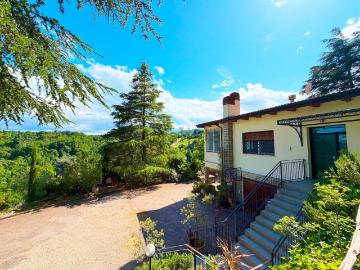 Case e ville in vendita di 258 m²