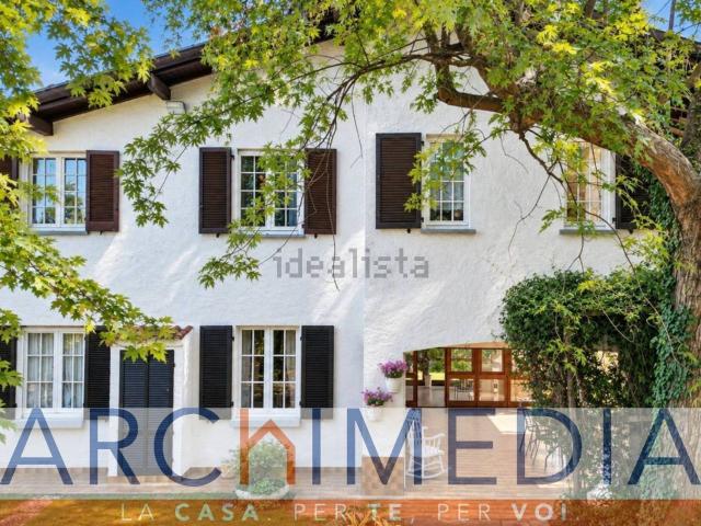 Case e ville in vendita di 258 m² in Via al Santuario, 301