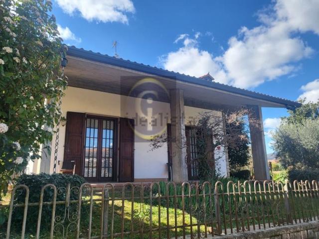 Case e ville in vendita di 260 m²