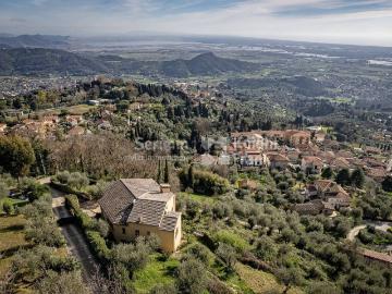 Case e ville in vendita di 260 m²