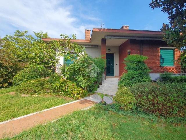 Case e ville in vendita di 290 m²