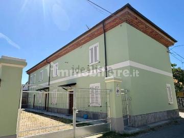 Case e ville in vendita di 260 m²