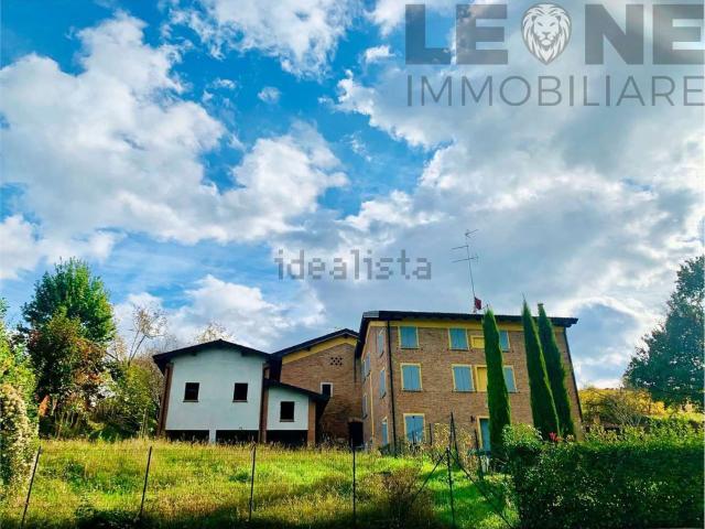 Case e ville in vendita di 260 m²