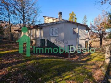 Case e ville in vendita di 260 m²
