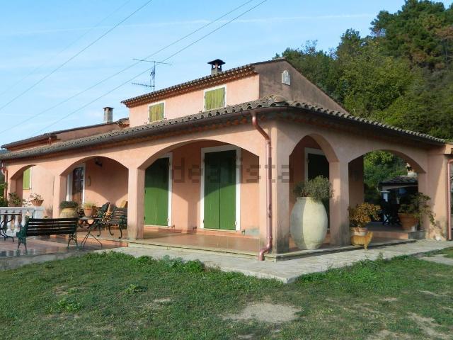 Case e ville in vendita di 260 m²