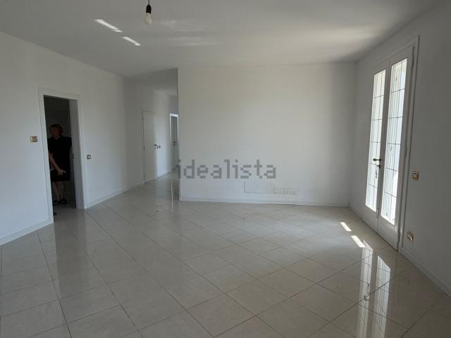 Case e ville in vendita di 260 m² in Via Canala