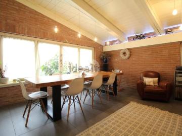 Case e ville in vendita di 260 m² in Via G. Oberdan, 34