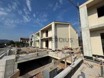 Case e ville in vendita di 260 m² in Via degli Olmi
