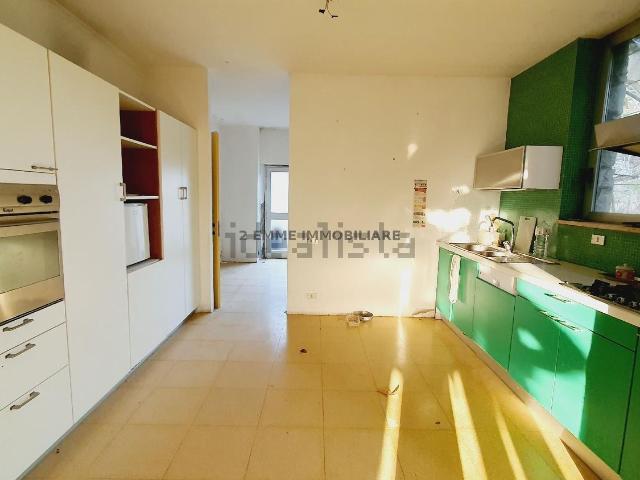 Case e ville in vendita di 260 m² in Via delle Zeppelle
